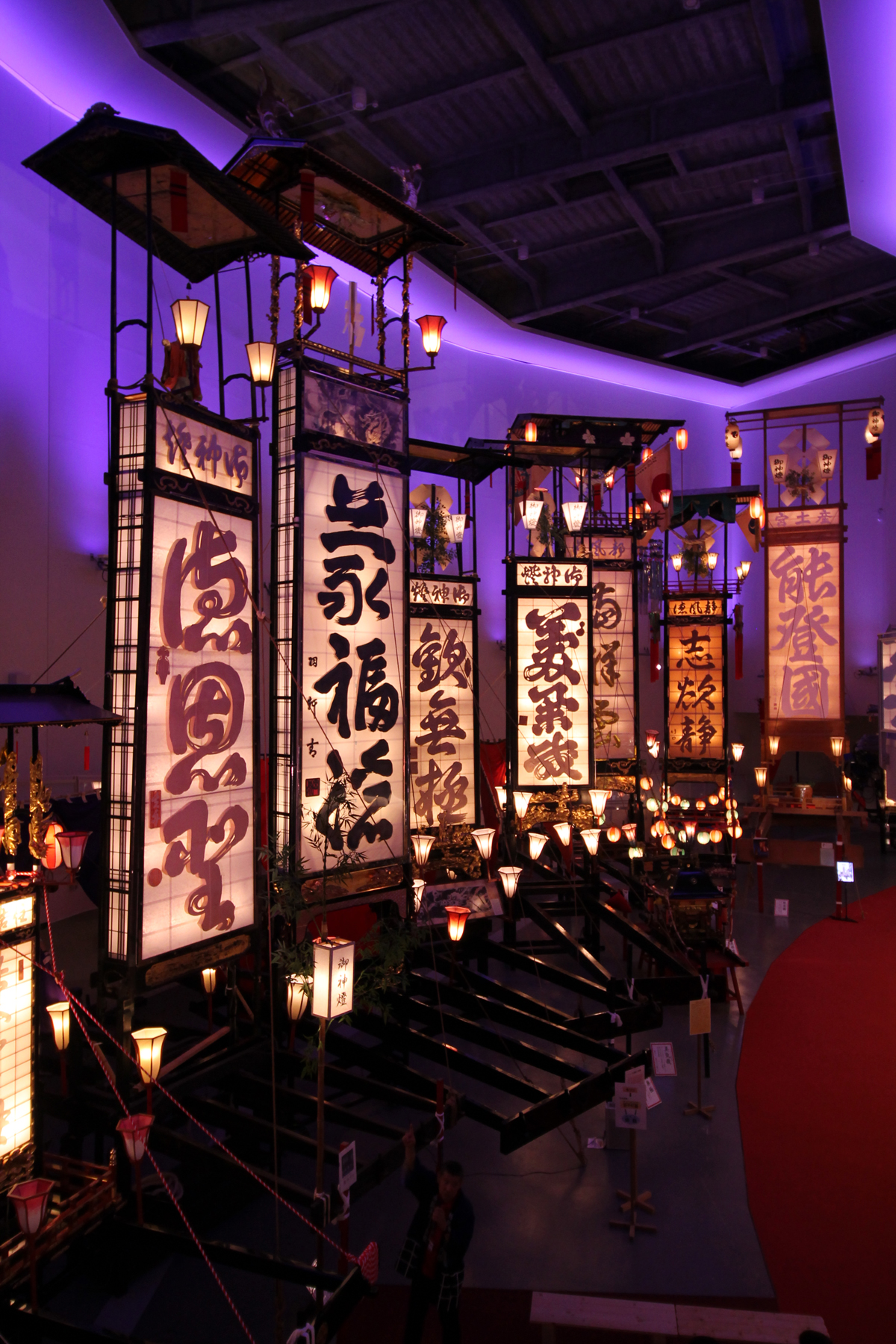 The towering lantern floats of Wajima’s Kiriko Art Museum are unique to the region and can stand as tall as 40 meters and weigh up to 2.5 tons.