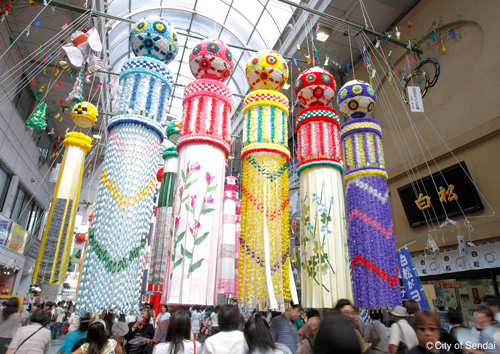 The Sendai Tanabata Festival, held from August 6 to 8, is one of the most popular attractions in Miyagi Prefecture's capital, with the entire city filled with elaborate decorations. | CITY OF SENDAI