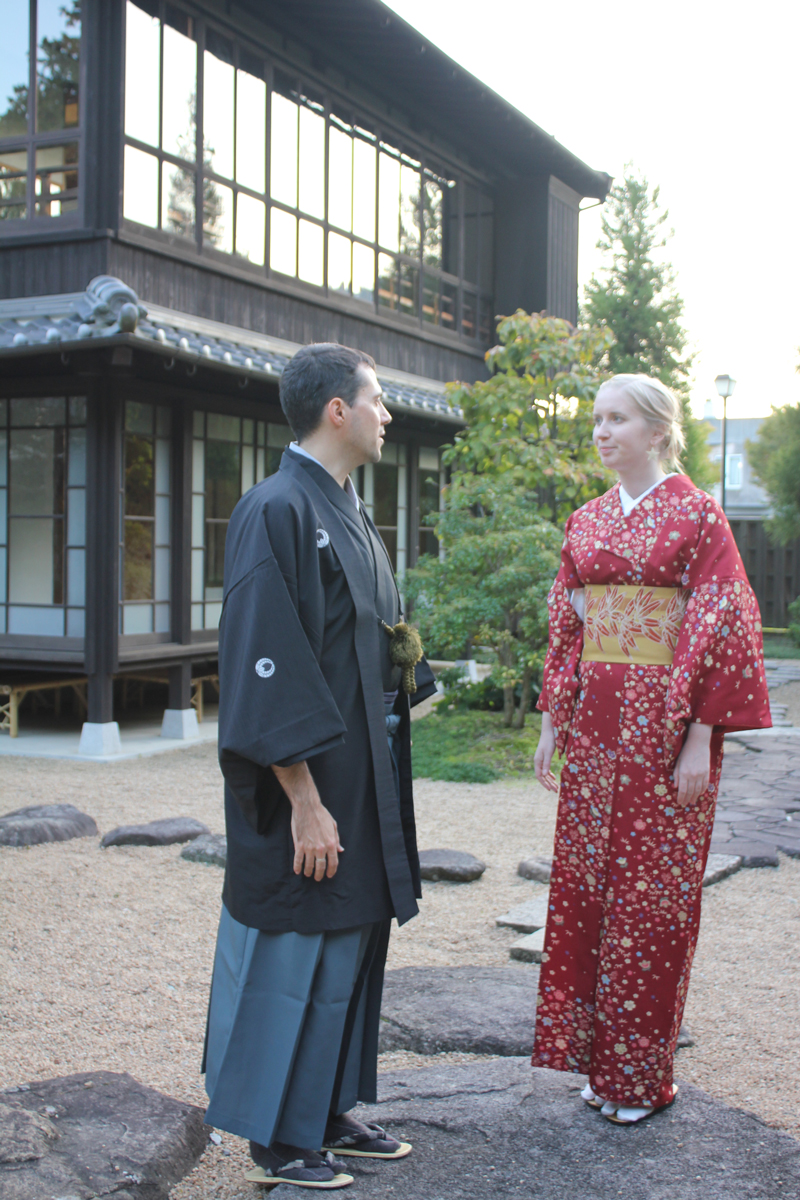 Wearing kimono in Saiko-tei